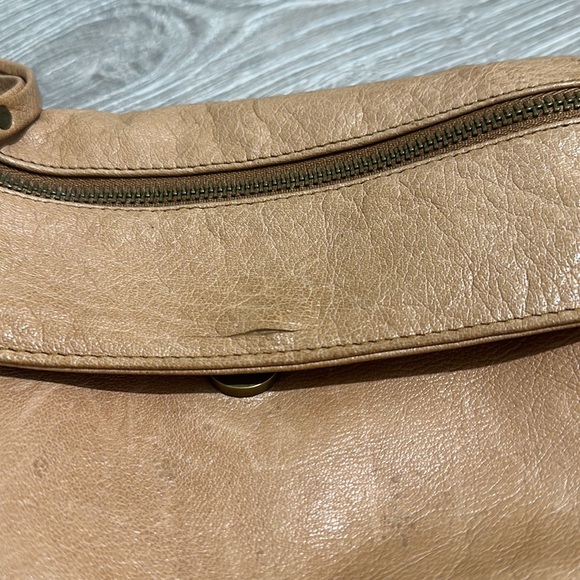 Day and Mood leather crossbody - Picture 8 of 9